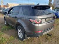 Vue de l’arrière gauche