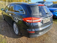 Vaizdas iš galo kairės