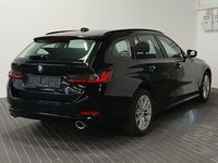 Aanzicht achter rechts