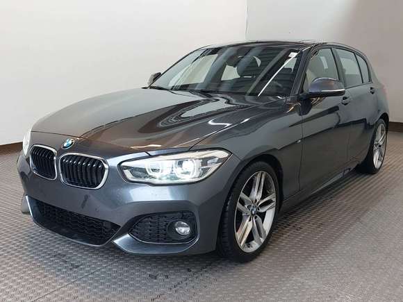 Vaizdas iš priekio kairės