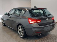 Vaizdas iš galo kairės