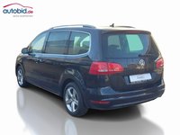 Вид сзади слева