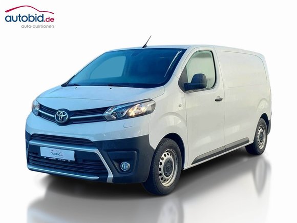 Вид спереди слева