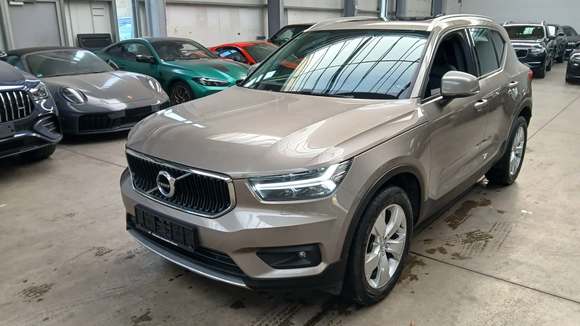 Vue de l’avant gauche