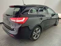 Vue de l’arrière droit