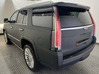 Vaizdas iš galo kairės