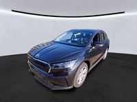 Vaizdas iš priekio kairės