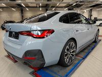 Vue de l’arrière droit