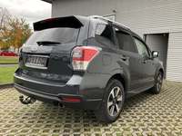 Aanzicht achter rechts