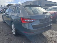 Aanzicht achter links