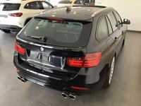 Aanzicht achter rechts