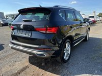 Aanzicht achter rechts