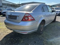 Aanzicht achter rechts