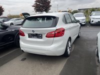 Aanzicht achter rechts