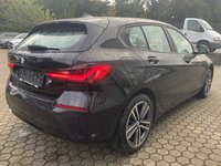 Aanzicht achter rechts