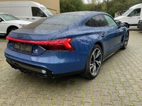 Aanzicht achter rechts