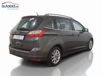 Vaizdas iš galo dešinės