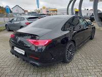 Vue de l’arrière droit