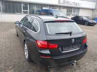 Widok z tyłu po stronie lewej