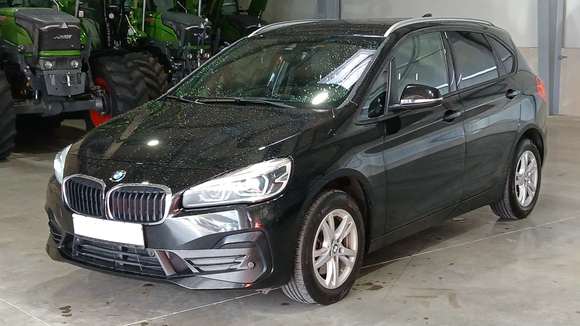 Vaizdas iš priekio kairės