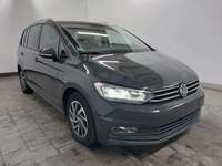 Pogled sprijeda desno