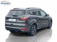 Pogled od pozadi desno