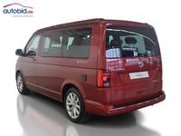 Pogled od pozadi levo