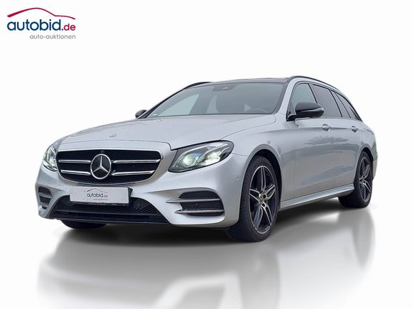 Изглед отпред отляво