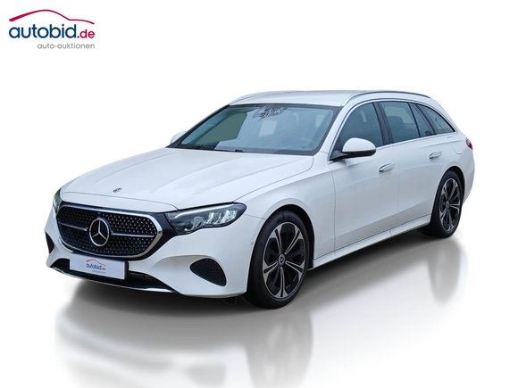 Изглед отпред отляво