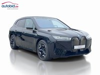 Изглед отпред отдясно