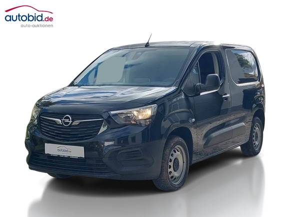 Изглед отпред отляво