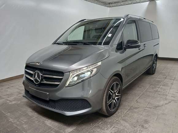 Vaizdas iš priekio kairės