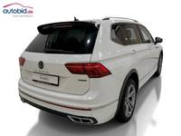 Pogled od pozadi desno