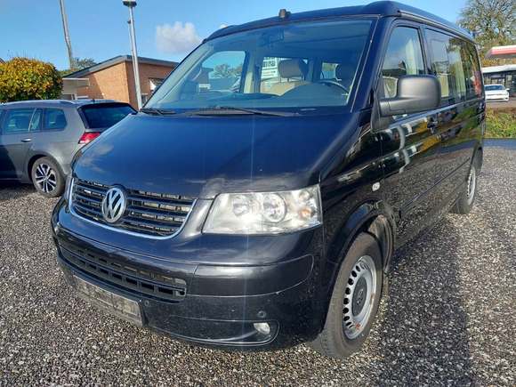 Vue de l’avant gauche