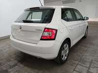 Vaizdas iš galo dešinės