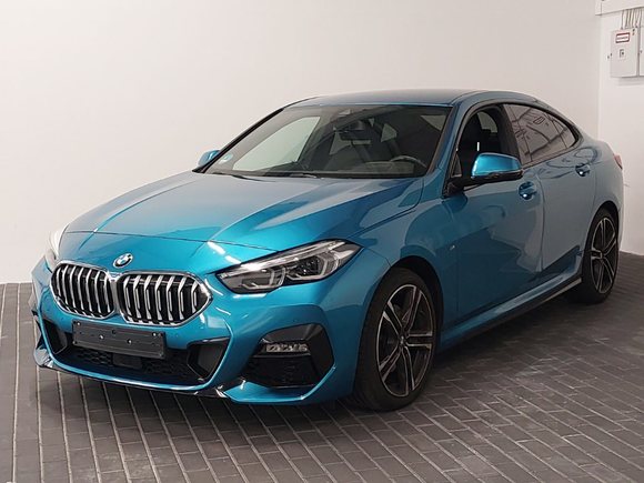 Pogled sprijeda lijevo