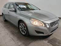 Pogled sprijeda desno