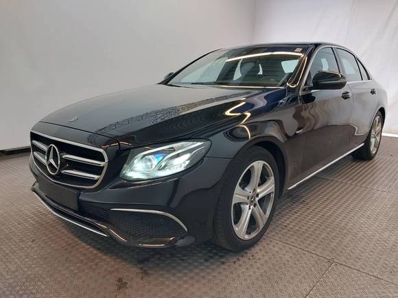 Vaizdas iš priekio kairės