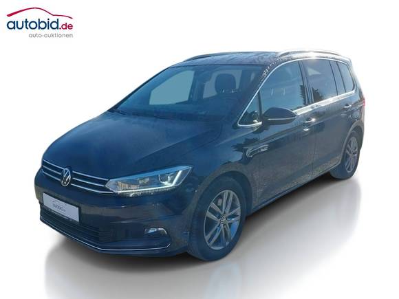 Pogled od napred levo