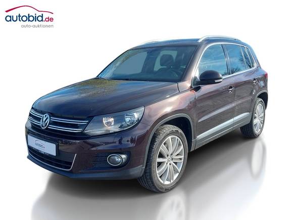 Вид спереди слева