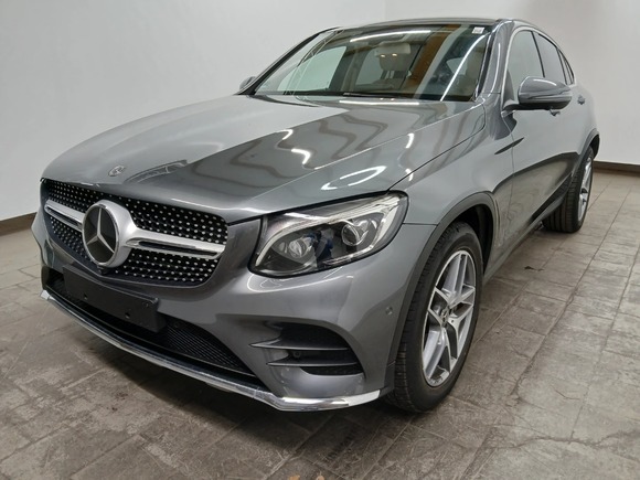 Pogled od napred levo