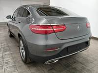 Pogled od pozadi levo