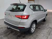 Pogled od pozadi desno