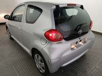 Vaade tagant vasakult