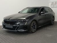 Vaizdas iš priekio kairės