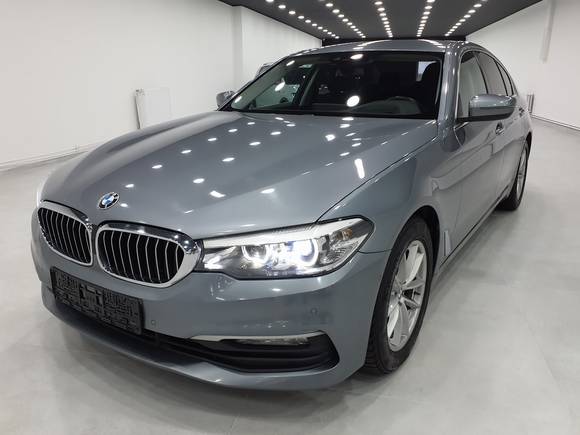 Vaizdas iš priekio kairės