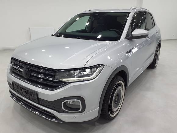 Vaizdas iš priekio kairės