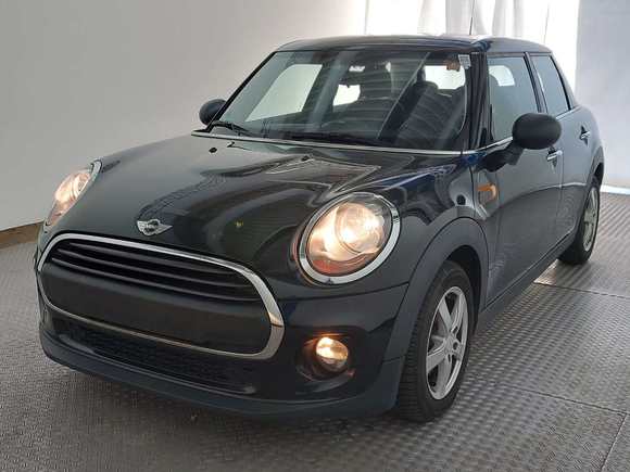 Vaizdas iš priekio kairės