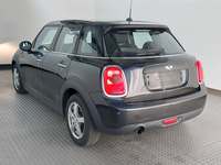 Vaizdas iš galo kairės