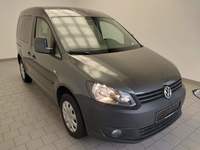 Skats no labās puses priekšā